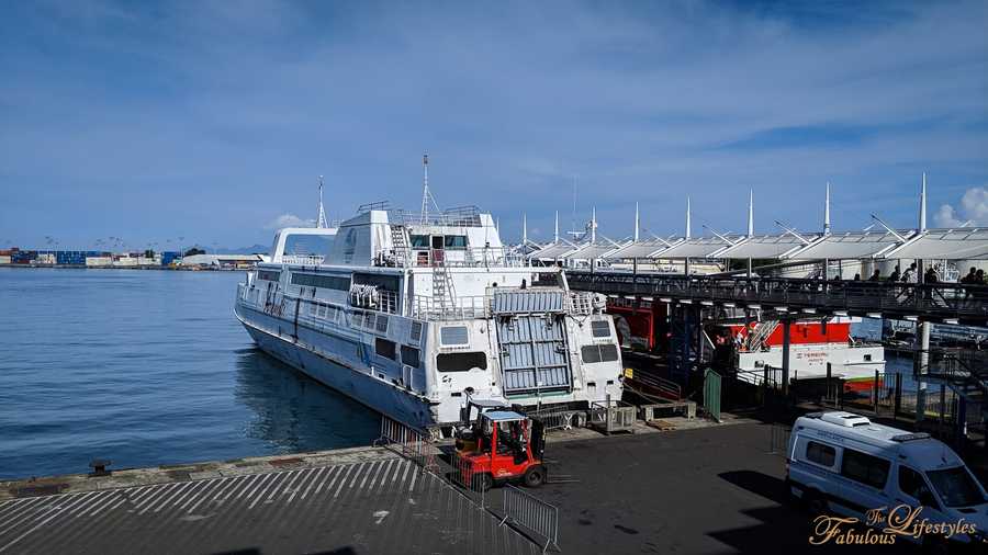 05 tahiti moorea ferry