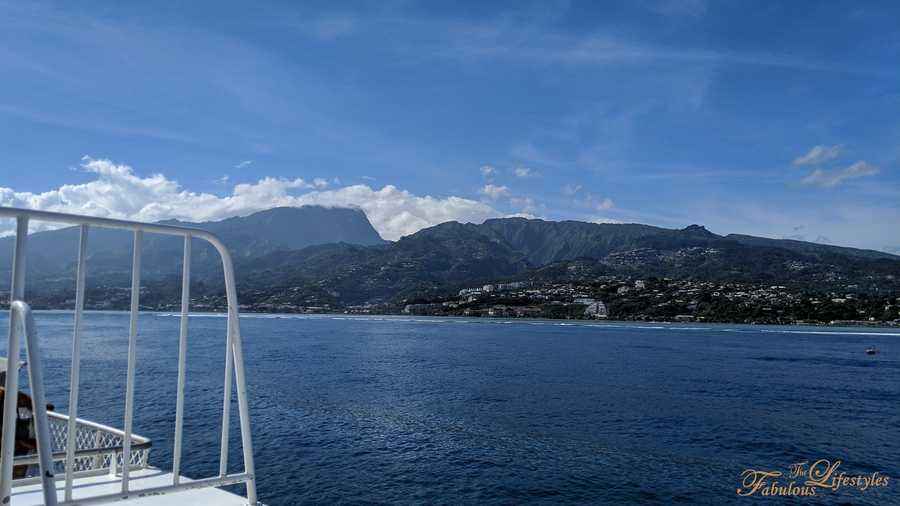 20 tahiti moorea ferry