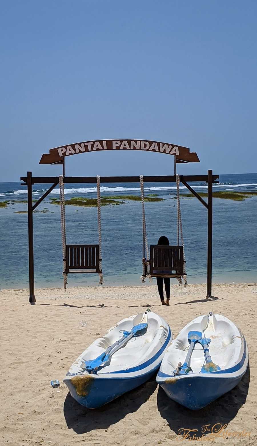 26 bali pandawa beach