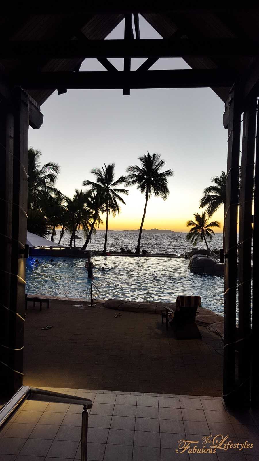 24 fiji hilton double tree