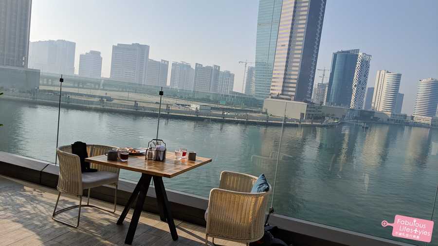 15 dubai renaissance downtown