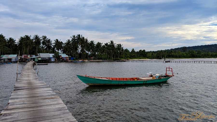 20 phu quoc floating restaurant