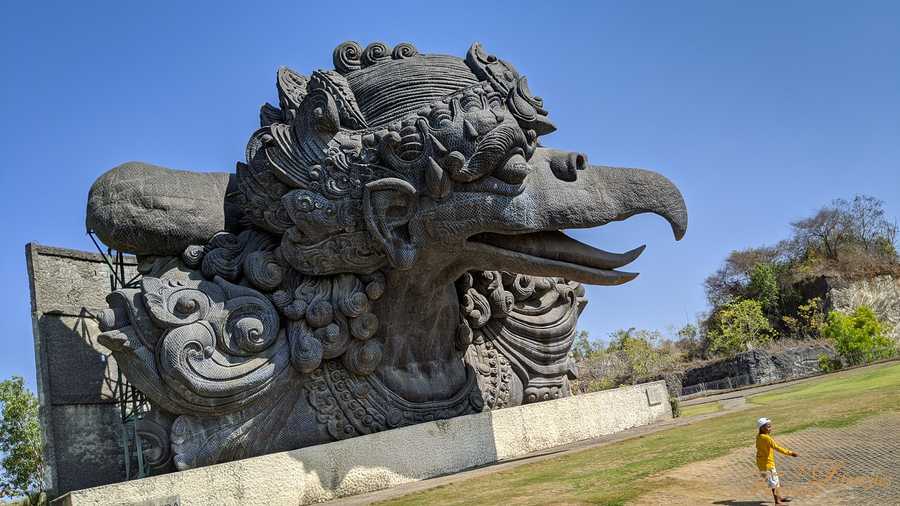 17 bali gwk culture park